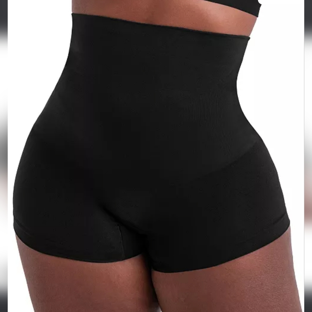 SHAPERMINT All Day Everyday Shaper Boyshorts 4.5" Inseams. Black. Size L